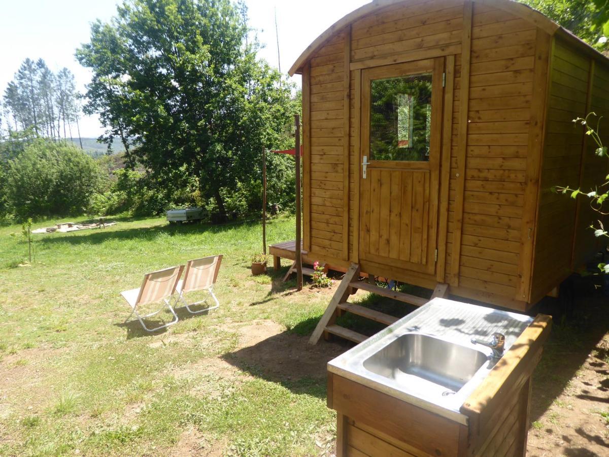 Rosa The Cosy Cabin - Gypsy Wagon - Shepherds Hut, River Views Off-Grid Eco Living Pedrogao Grande Extérieur photo