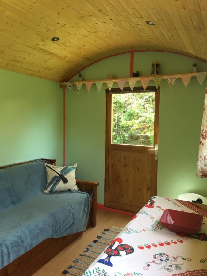 Rosa The Cosy Cabin - Gypsy Wagon - Shepherds Hut, River Views Off-Grid Eco Living Pedrogao Grande Extérieur photo