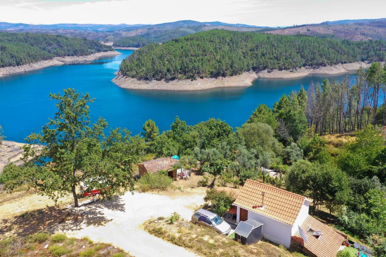 Rosa The Cosy Cabin - Gypsy Wagon - Shepherds Hut, River Views Off-Grid Eco Living Pedrogao Grande Extérieur photo